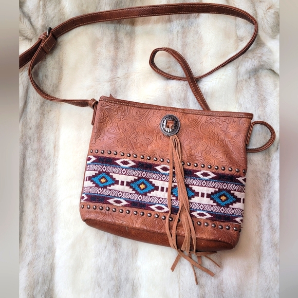 Shyanne Handbags - Shyanne Western leather purse tribal medium bootbarn